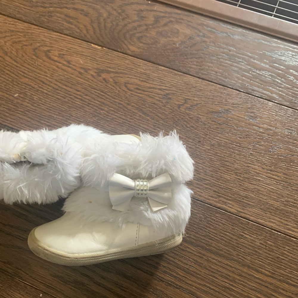 Cute size 6 toddler